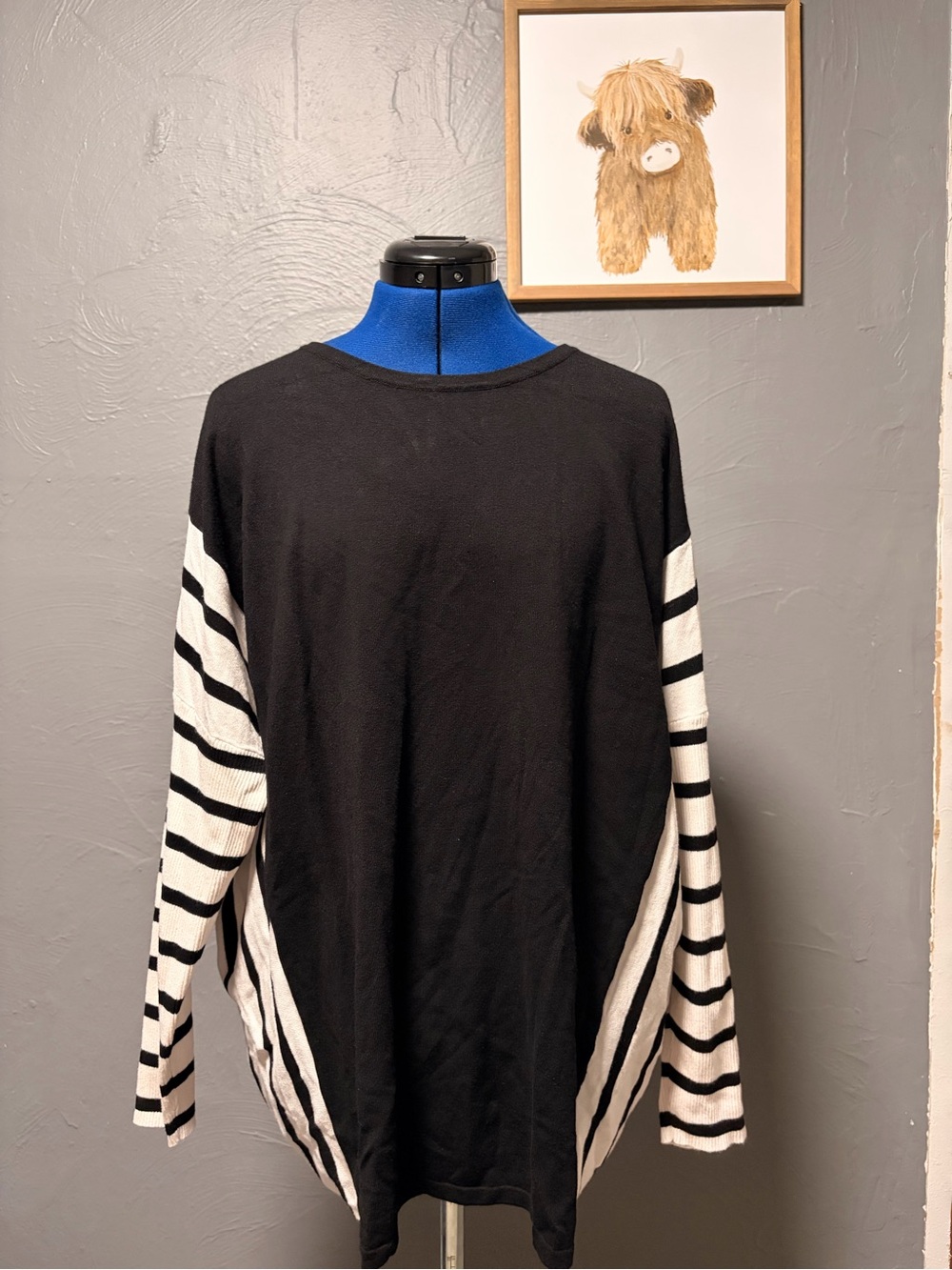Chico's Black Crewneck Tunic Top